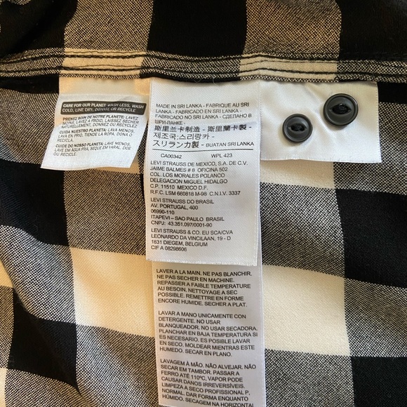 Levi’s boyfriend fit buffalo plaid shirt - Picture 5 of 6